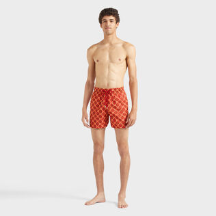 Bañador con bordado Homard Pixel para hombre Lipstick vista frontal desgastada